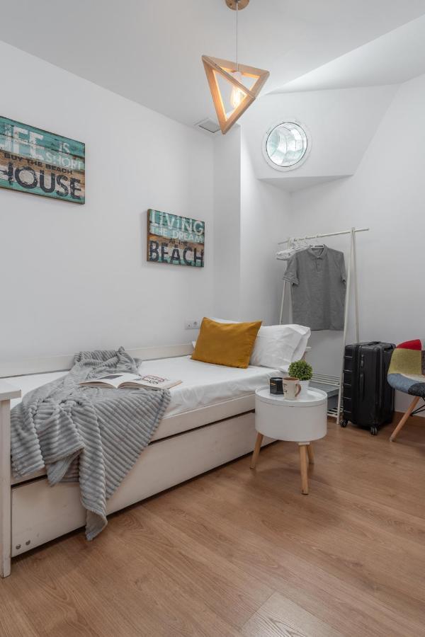 Tuguest Postigo I Catedral Apartment - Free Parking グラナダ エクステリア 写真