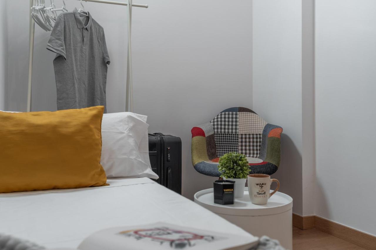 Tuguest Postigo I Catedral Apartment - Free Parking グラナダ エクステリア 写真