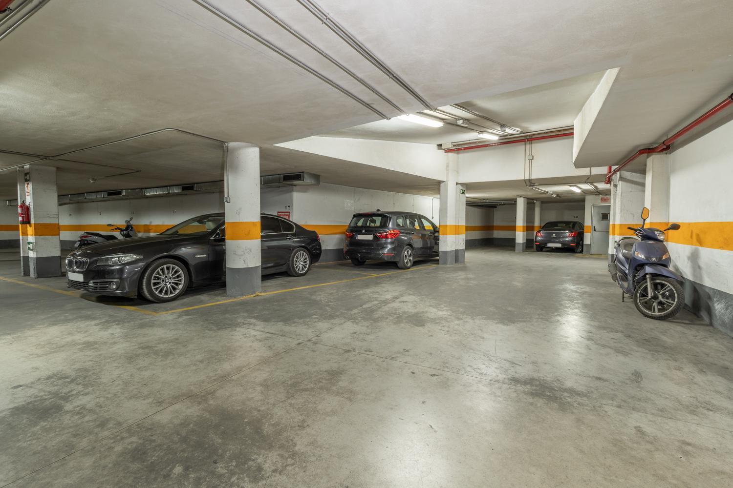 Tuguest Postigo I Catedral Apartment - Free Parking グラナダ エクステリア 写真
